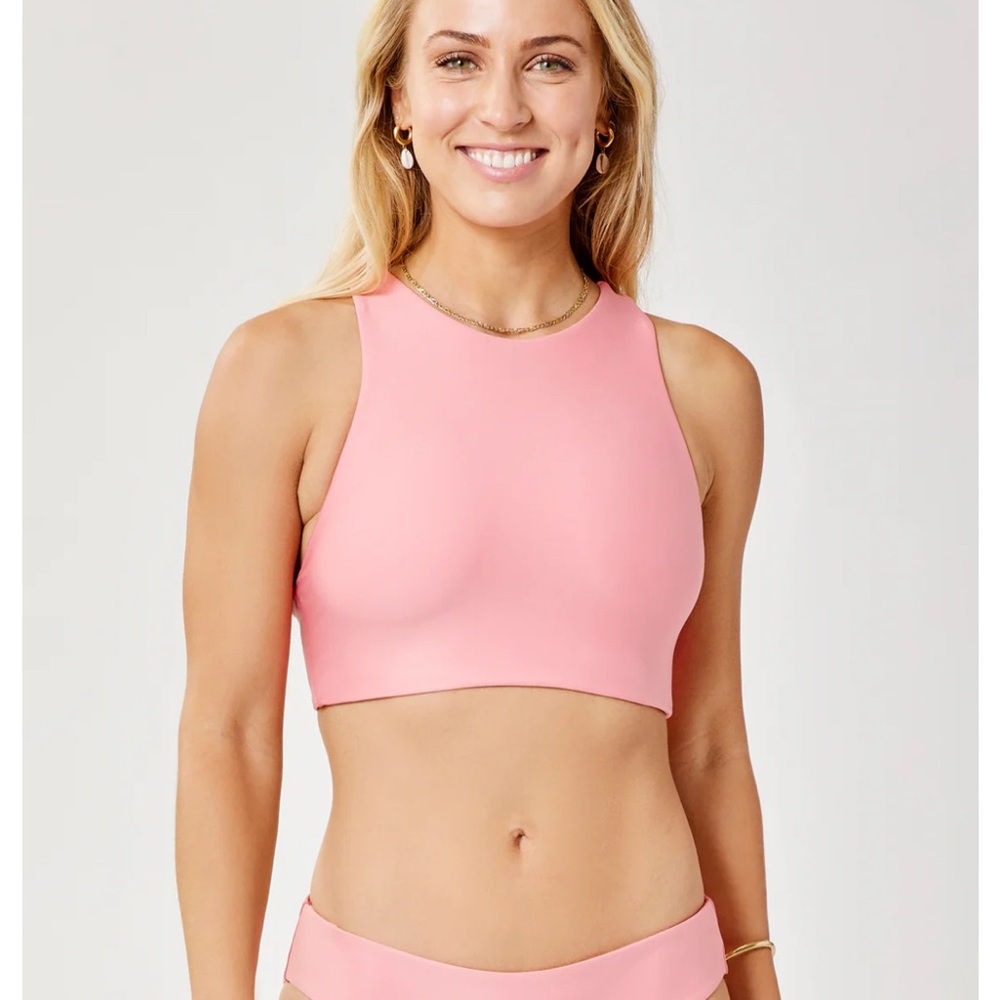 Pink Sports Bra with Scoop Neckline and Wide Straps